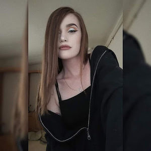 Meet your Posher, Jade